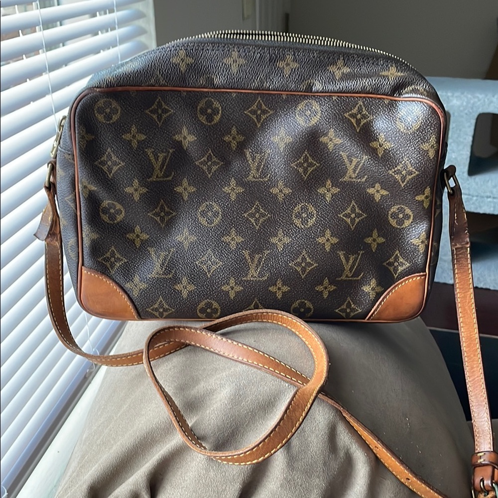 Louis Vuitton Brown Monogram Men's Bag